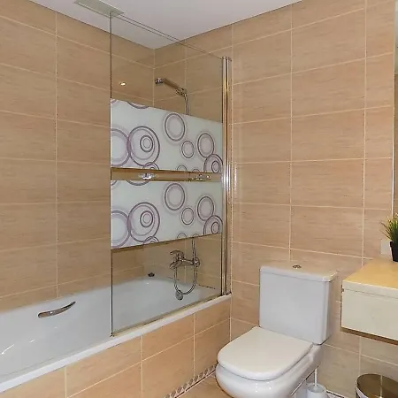 Апартаменти Family Friendly Ground Floor 2 Bedroom Dama De Noche Rdr200